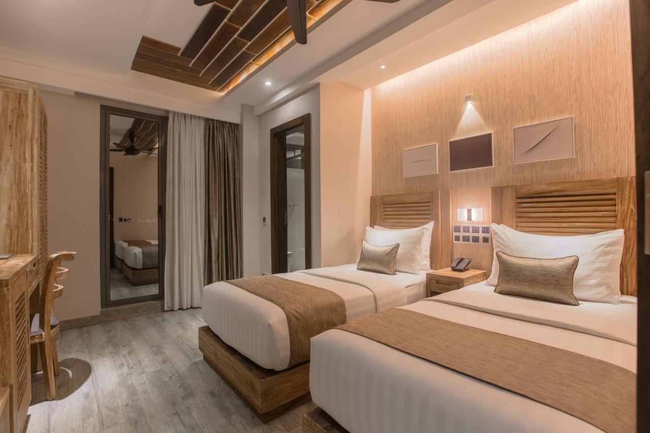 Hotel Samann Grand